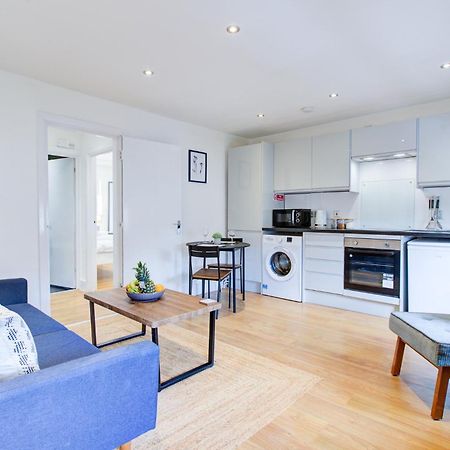 Wonderful Two-Bedroom Apartment Londen Buitenkant foto